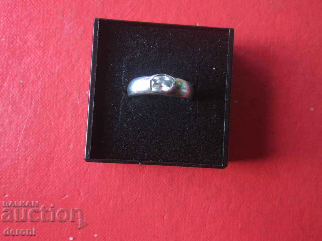 Silver ring with stone 925 3 with price 20.00 BGN | € 10.23 Silver ring with stone 925 3 with price 20.00 BGN | € 10.23