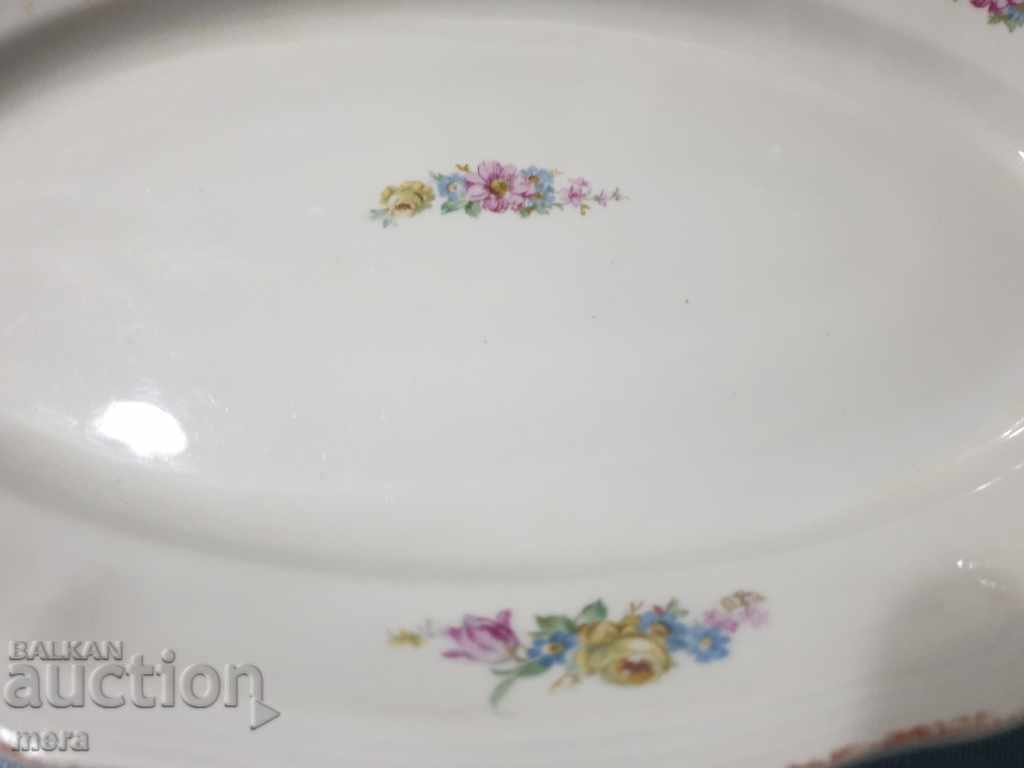 Porcelain plateau-Kitka-New market with price 20.00 BGN | € 10.23