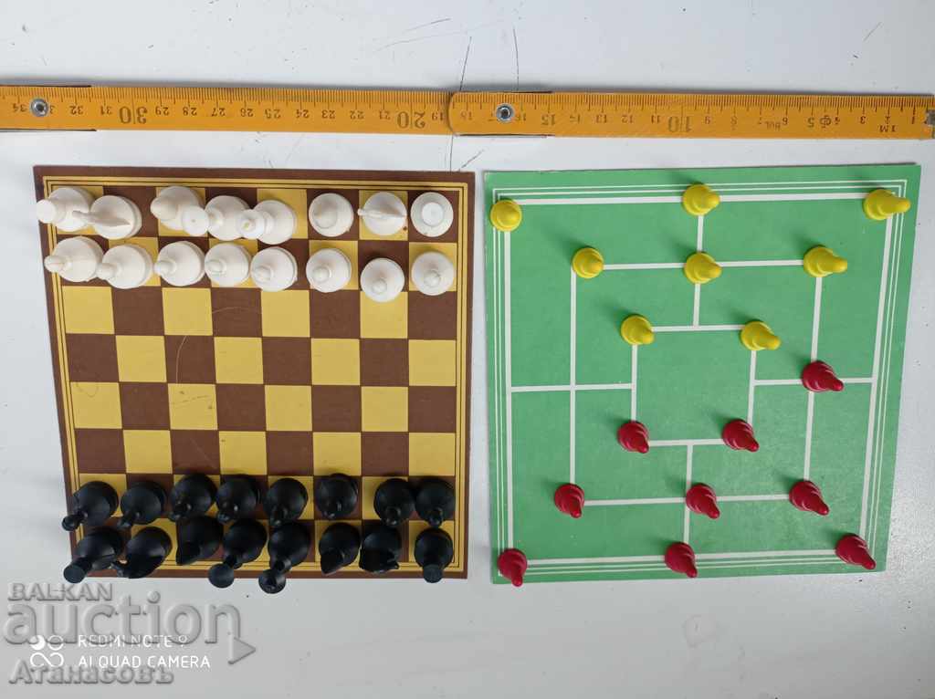 Παράδοση Σκάκι και βασίλισσα από τη Σόκα Παράδοση Σκάκι και βασίλισσα από τη Σόκα