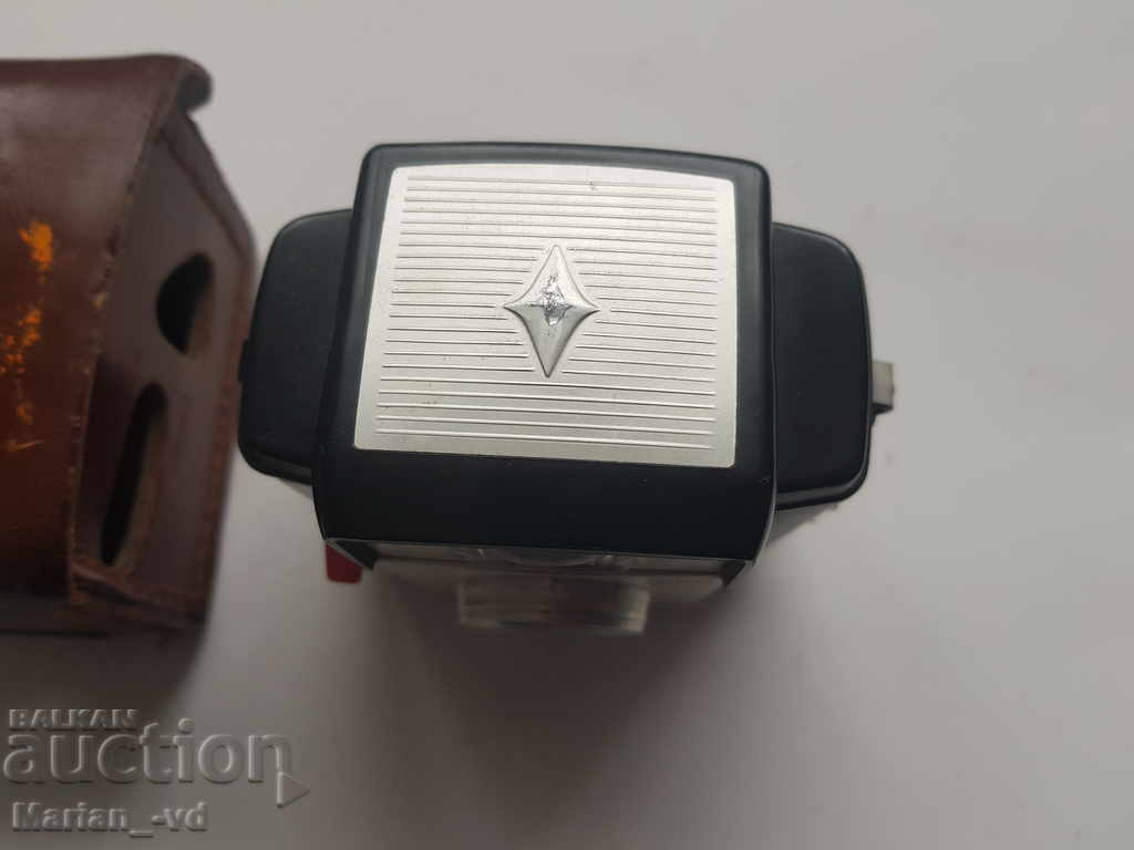 Auction Retro camera kodak 1957 Auction Retro camera kodak 1957