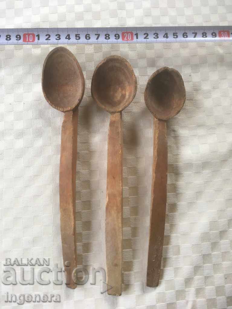 Delivery of SPOON WOOD ANCIENT SMALL AND COMFORTABLE Delivery of SPOON WOOD ANCIENT SMALL AND COMFORTABLE