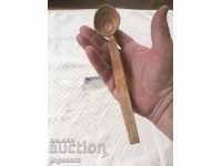 SPOON WOOD ANCIENT SMALL AND COMFORTABLE