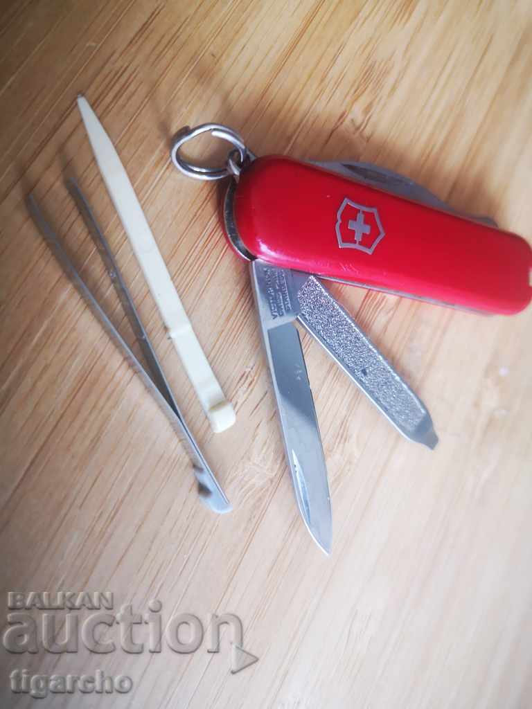 Delivery of Swiss knife Delivery of Swiss knife