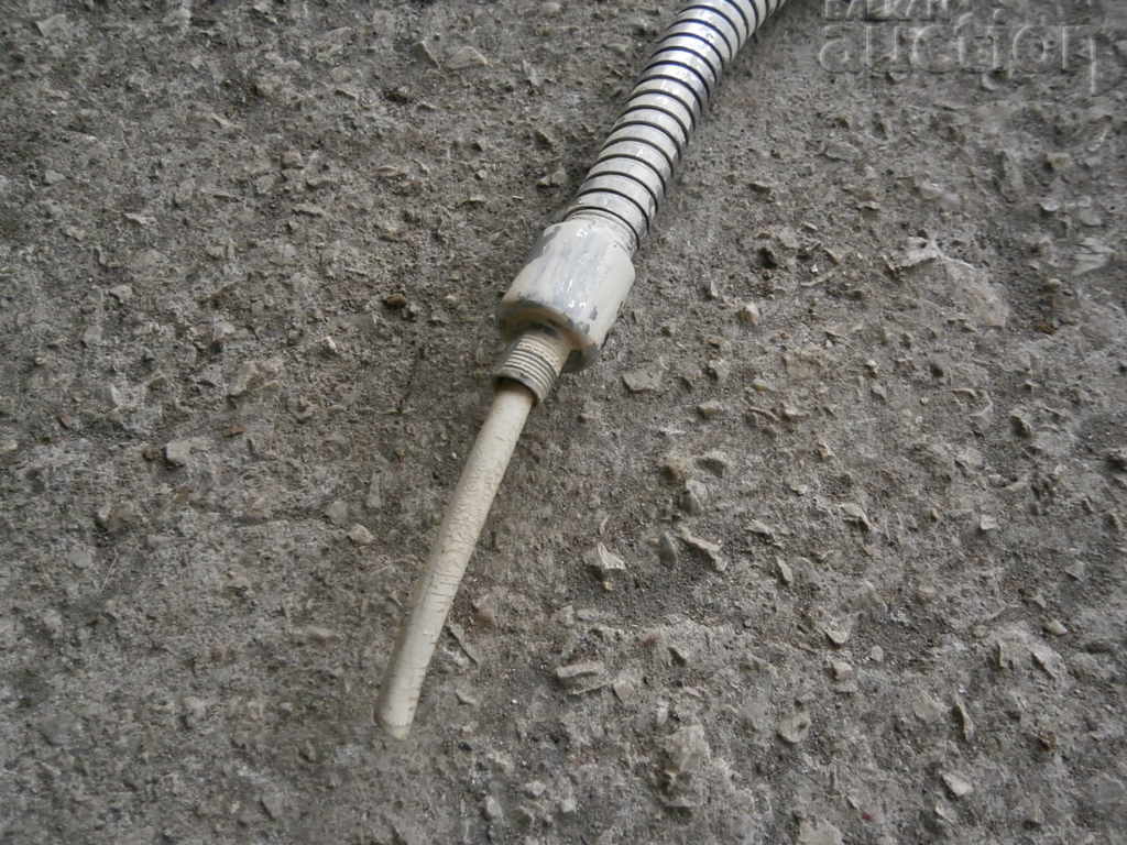 Delivery of Removable industrial reflector lamp 60s Delivery of Removable industrial reflector lamp 60s