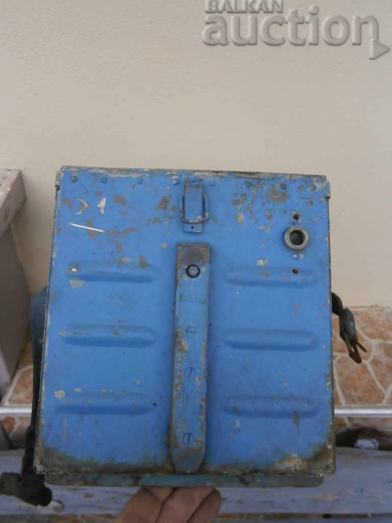 κιβώτιο αλουμινίου από τρόλεϊ εκτόξευσης αεροπλάνου Β' Παγκόσμιου Πολέμου - 6 κιβώτιο αλουμινίου από τρόλεϊ εκτόξευσης αεροπλάνου Β' Παγκόσμιου Πολέμου - 6