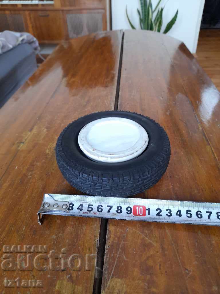 Old ashtray Vida - 5