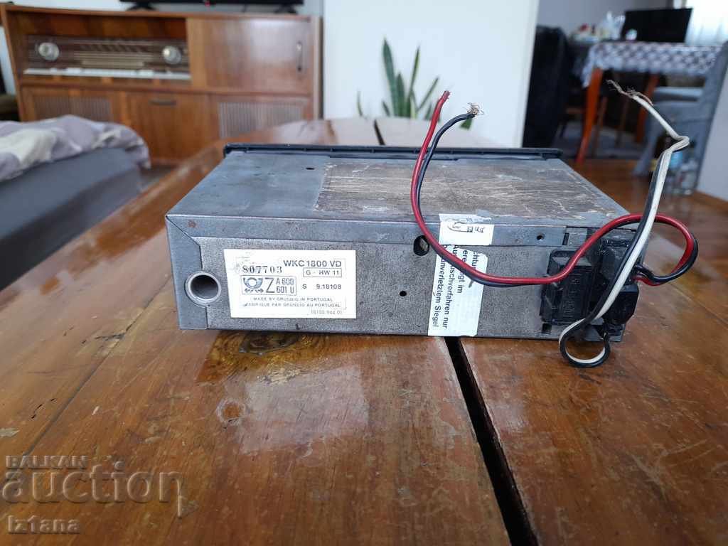 Παλιό ραδιόφωνο αυτοκινήτου, συσκευή εγγραφής ραδιοφώνου Grundig με τιμή 25.00 BGN | € 12.78 Παλιό ραδιόφωνο αυτοκινήτου, συσκευή εγγραφής ραδιοφώνου Grundig με τιμή 25.00 BGN | € 12.78