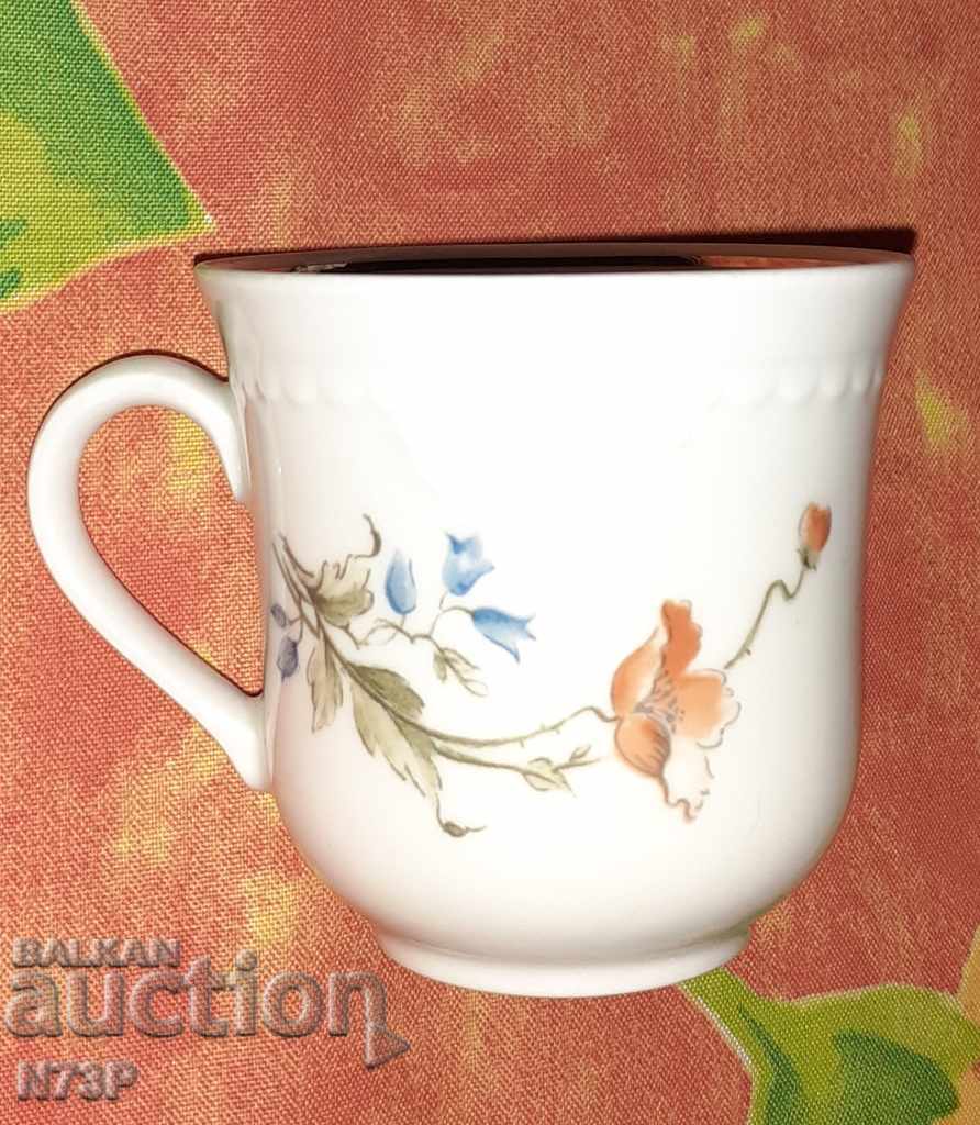 OLD PORCELAIN GLASS. MADE IN GDR. with price 5.00 BGN | € 2.56 OLD PORCELAIN GLASS. MADE IN GDR. with price 5.00 BGN | € 2.56