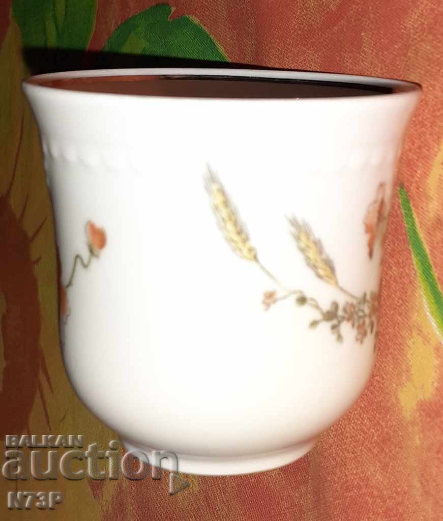 Auction OLD PORCELAIN GLASS. MADE IN GDR. Auction OLD PORCELAIN GLASS. MADE IN GDR.
