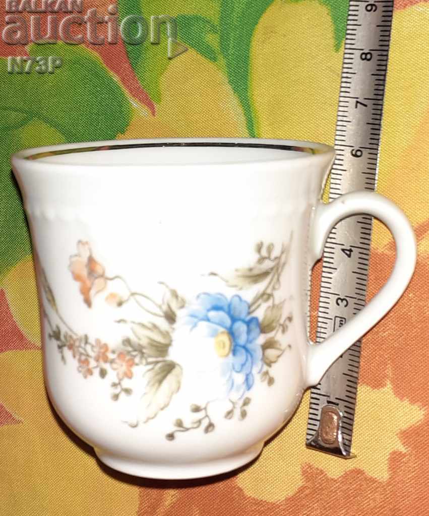 OLD PORCELAIN GLASS. MADE IN GDR. - 5 OLD PORCELAIN GLASS. MADE IN GDR. - 5