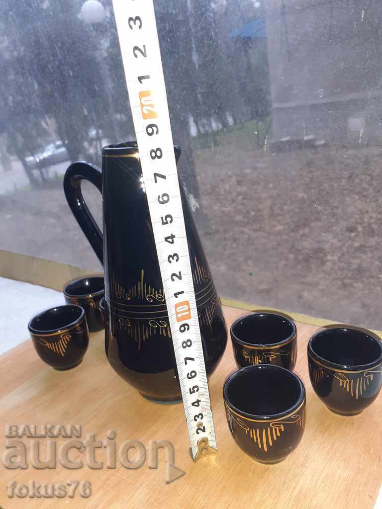 Service for heated brandy glazed Trojan ceramics gilt - 7 Service for heated brandy glazed Trojan ceramics gilt - 7