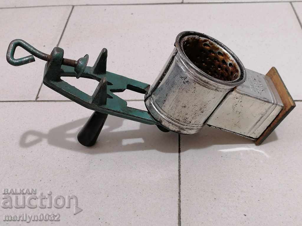 Bulgarian grinder for walnuts and nuts machine 60-70s - 5 Bulgarian grinder for walnuts and nuts machine 60-70s - 5