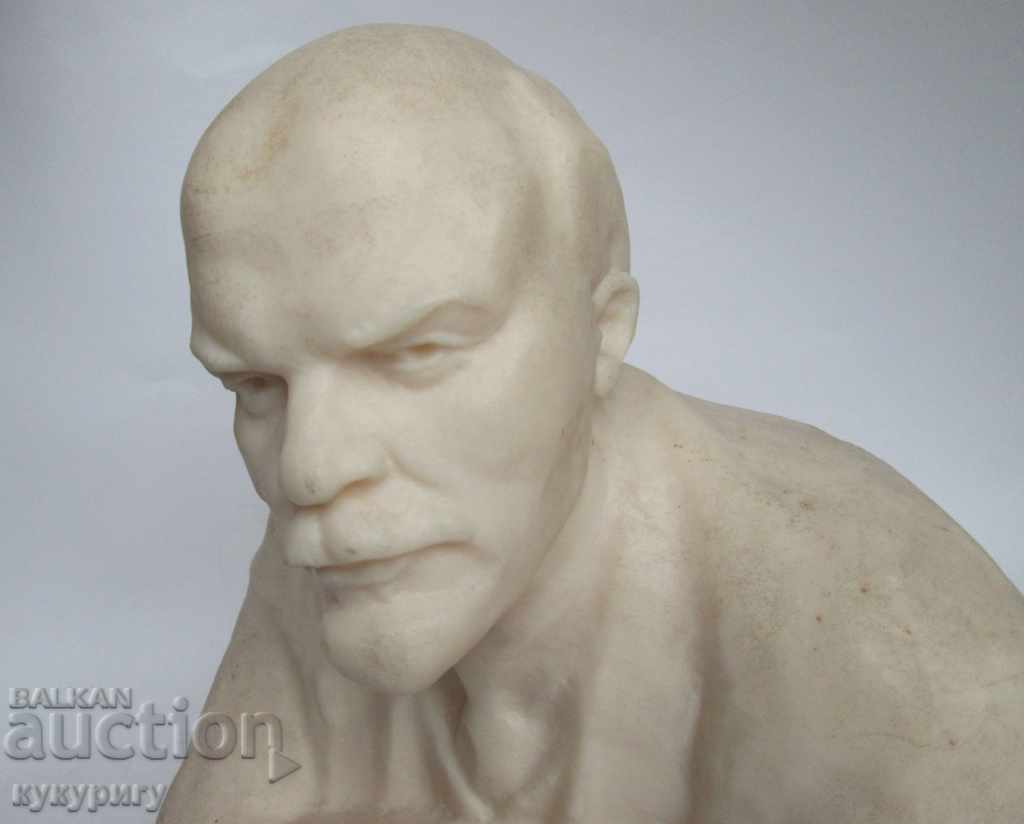 Large old Russian Socialist bust of Lenin of the USSR - 5 Large old Russian Socialist bust of Lenin of the USSR - 5