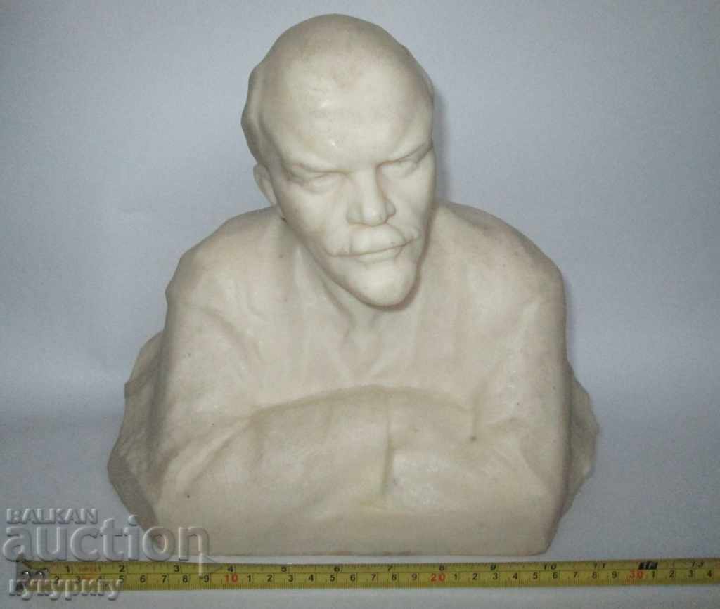 Large old Russian Socialist bust of Lenin of the USSR - 6 Large old Russian Socialist bust of Lenin of the USSR - 6