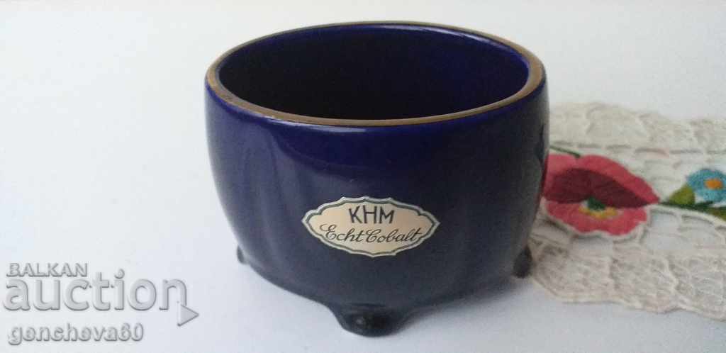 Рядък порцеланов сувенир с герб-кобалт KHM/Bavaria с цена € 6.00 | 11.74 лв.