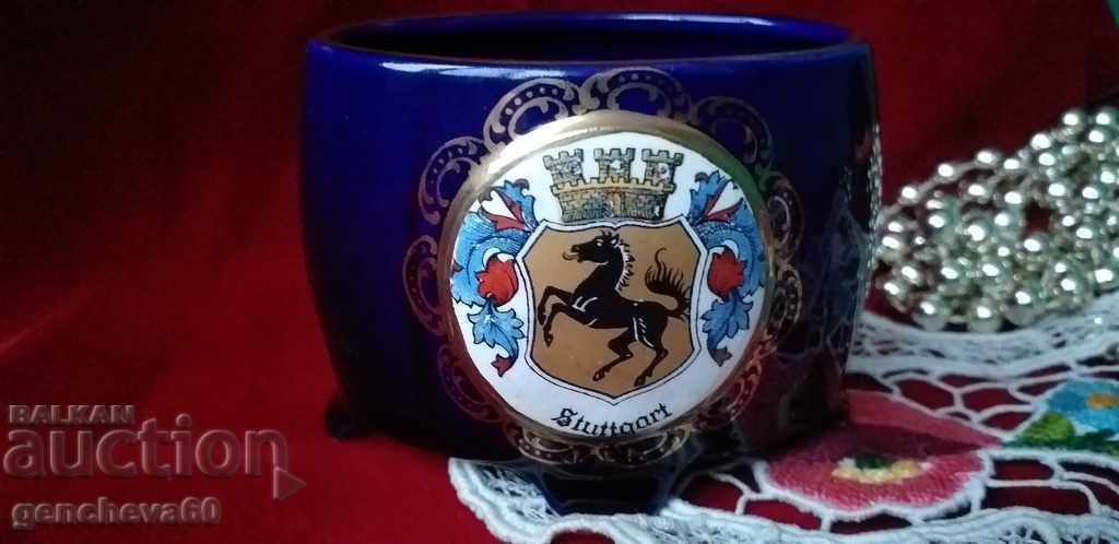 Рядък порцеланов сувенир с герб-кобалт KHM/Bavaria