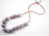 Gherdan / colier, ceramică și piele