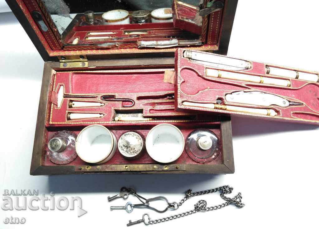 VINTAGE LADIES COSMETIC BOX, DRESSING TABLE FROM THE 19TH CENTURY with price 350.00 BGN | € 178.95 VINTAGE LADIES COSMETIC BOX, DRESSING TABLE FROM THE 19TH CENTURY with price 350.00 BGN | € 178.95