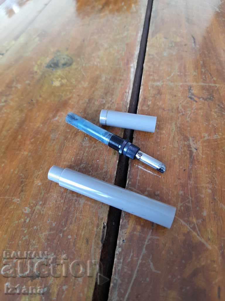 Old ink pen with price 10.00 BGN | € 5.11