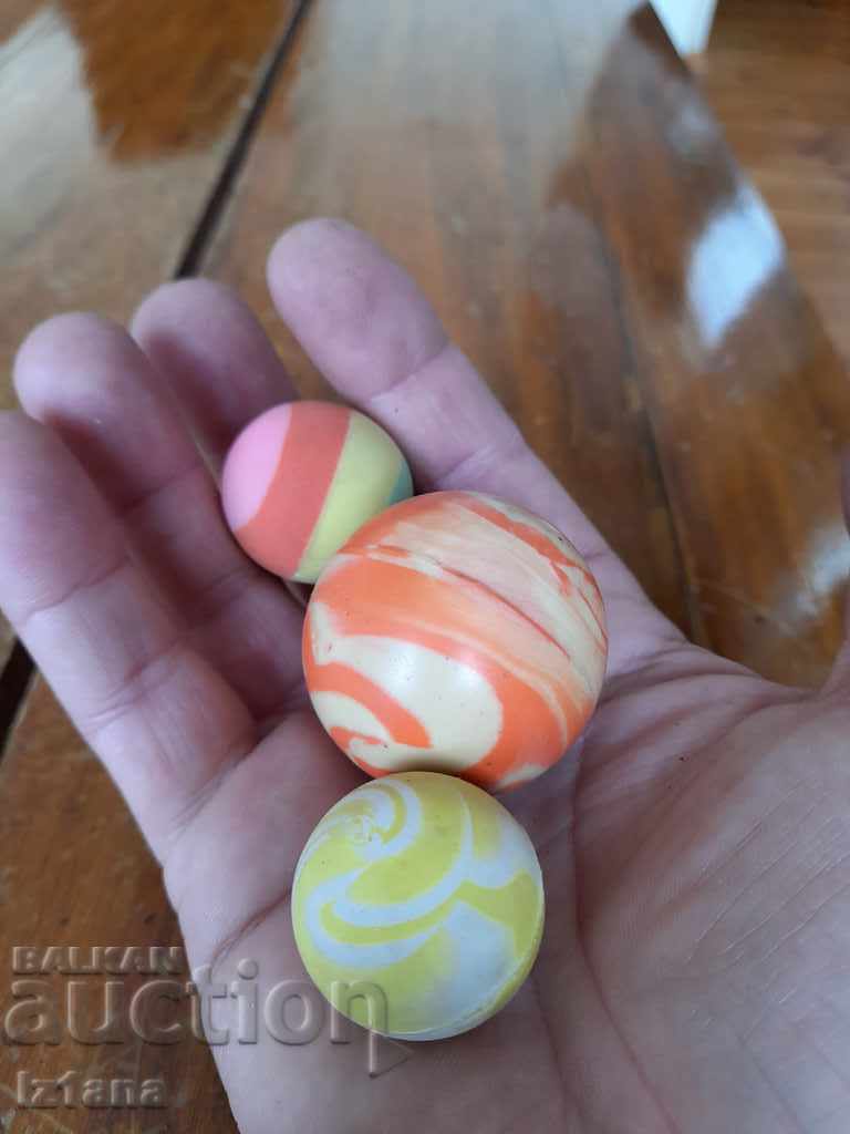 Auction  Old bouncing ball, balls