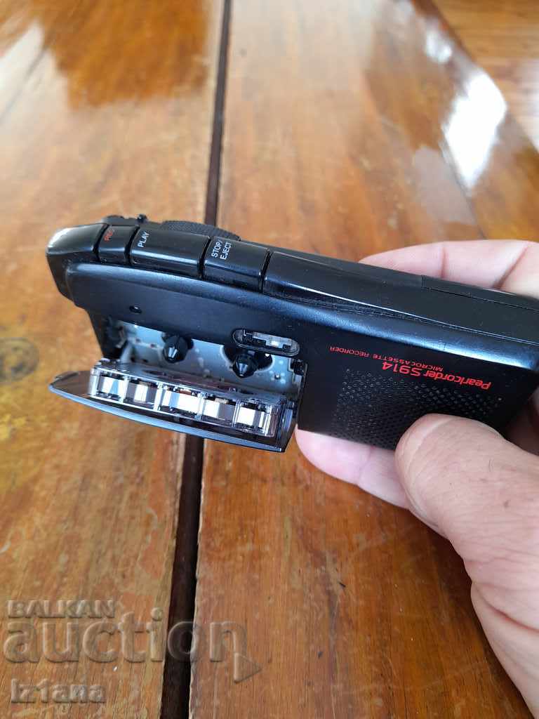 Old Olympus voice recorder - 6 Old Olympus voice recorder - 6