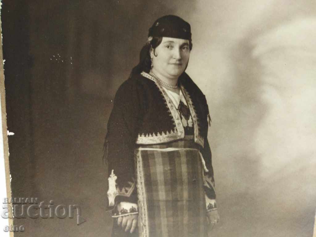 Delivery of 1935. ROYAL PHOTO, CARDBOARD-RHODOPE COSTUME Delivery of 1935. ROYAL PHOTO, CARDBOARD-RHODOPE COSTUME