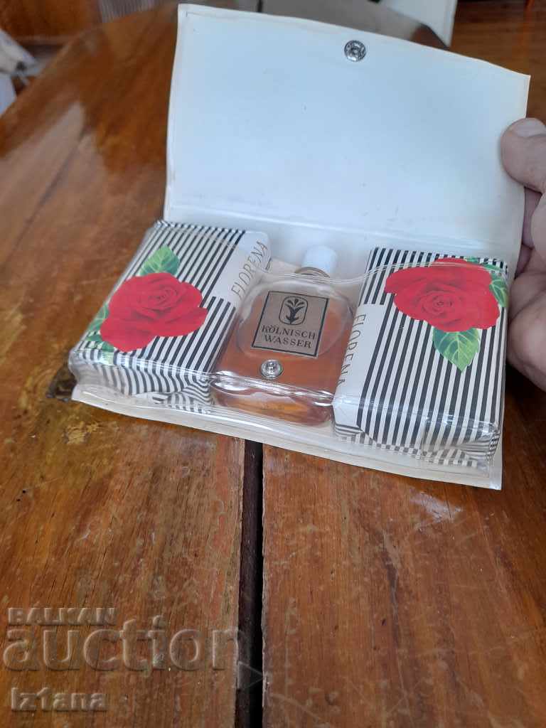 Old soap, perfume Florena with price 70.00 BGN | € 35.79 Old soap, perfume Florena with price 70.00 BGN | € 35.79