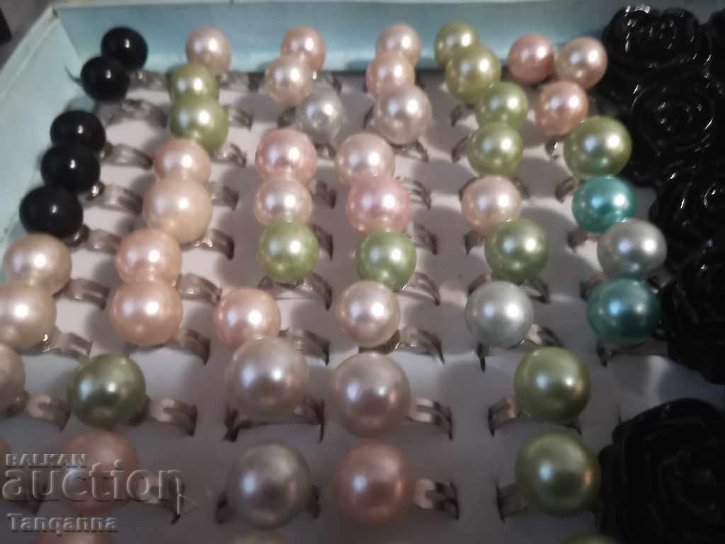 Auction 81 rings Auction 81 rings