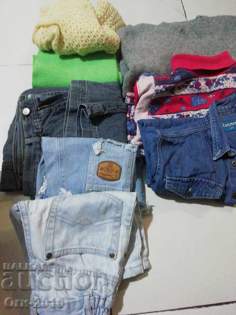 Lot Imbracaminte pentru copii cu preț 5.00 BGN | € 2.56 Lot Imbracaminte pentru copii cu preț 5.00 BGN | € 2.56