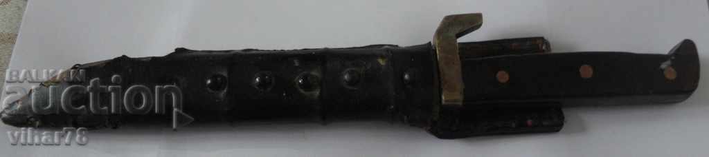 Old knife with wooden handle with price 99.99 BGN | € 51.12