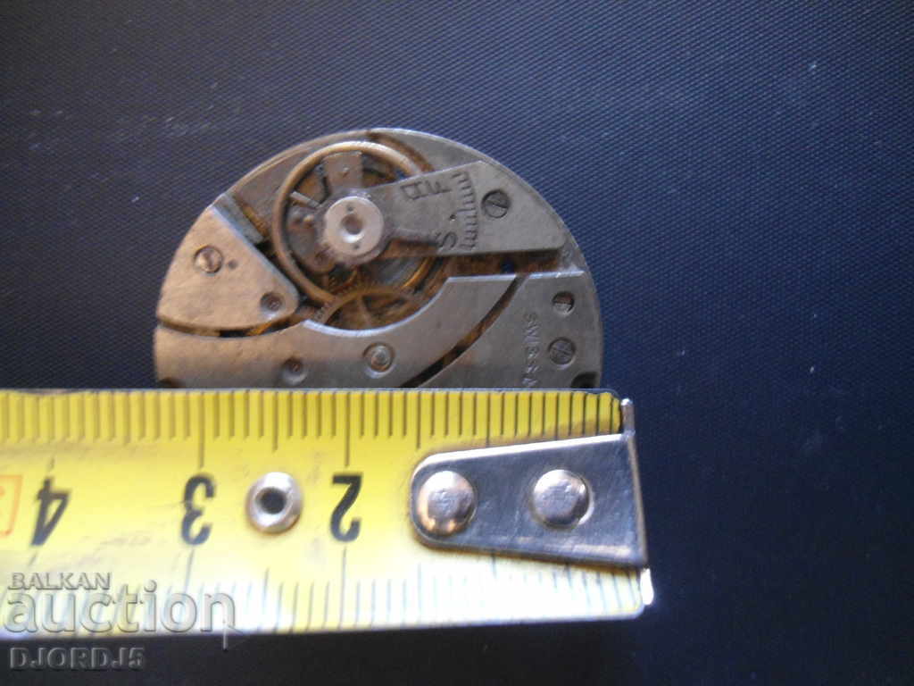 Аукцион Машинка от стар швейцарски часовник Аукцион Машинка от стар швейцарски часовник