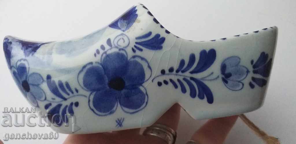 Papuci vintage, pantof, „Delet Blue” pentru decorarea peretelui cu preț € 8.00 | 15.65 BGN