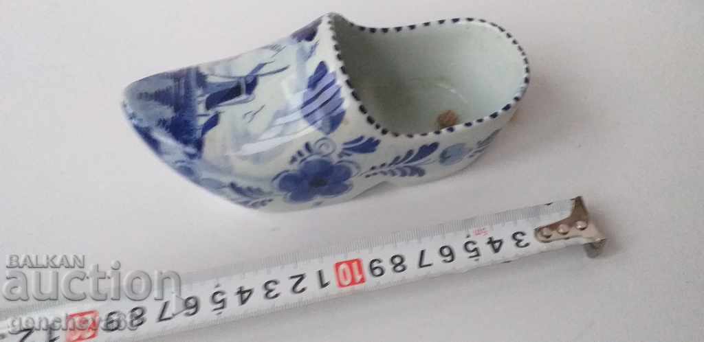 Vintage slipper, shoe, "Delet Blue" for wall