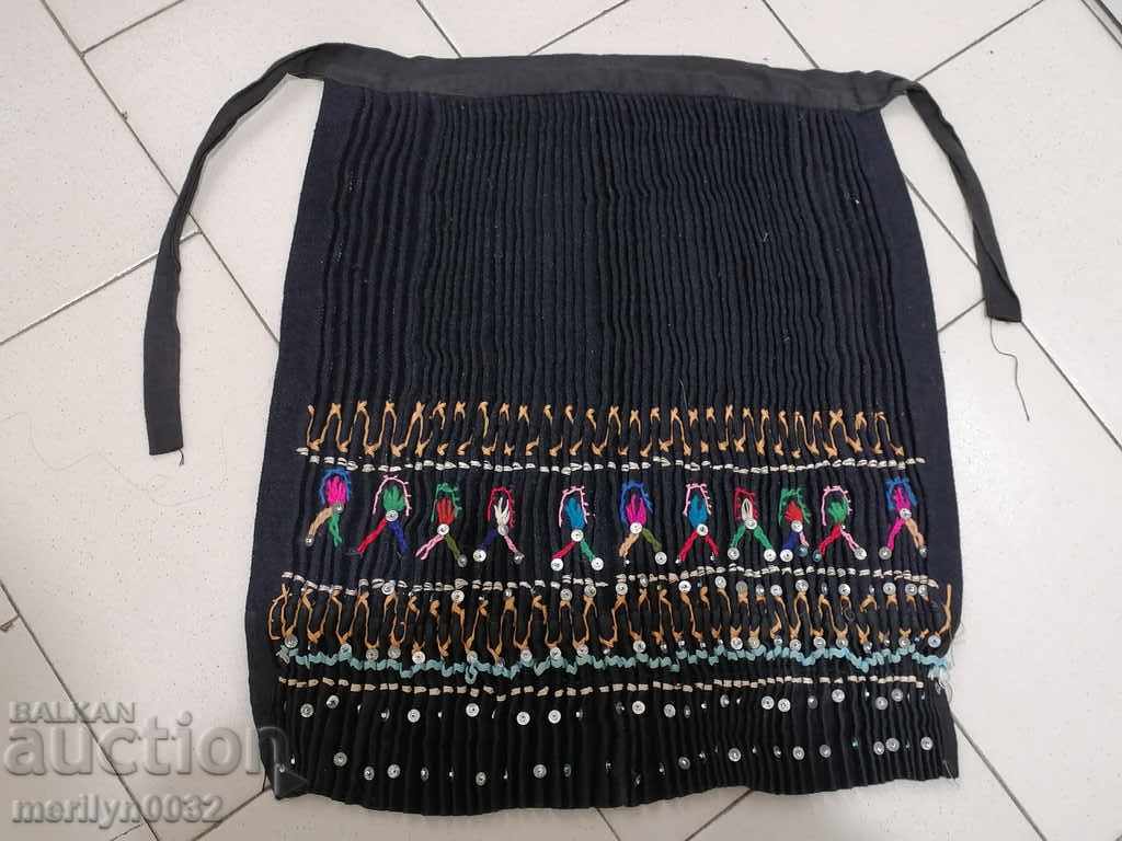 Old squealing dragonfly from women's costume embroidery sukman with price 139.00 BGN | € 71.07 Old squealing dragonfly from women's costume embroidery sukman with price 139.00 BGN | € 71.07