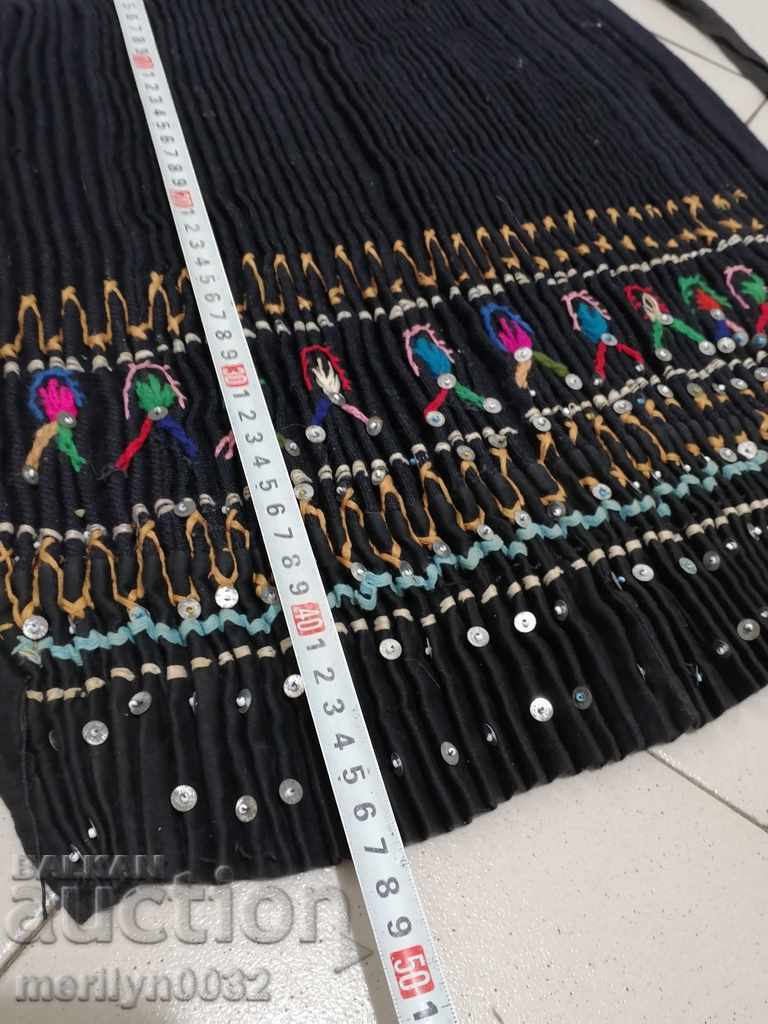 Delivery of Old squealing dragonfly from women's costume embroidery sukman Delivery of Old squealing dragonfly from women's costume embroidery sukman