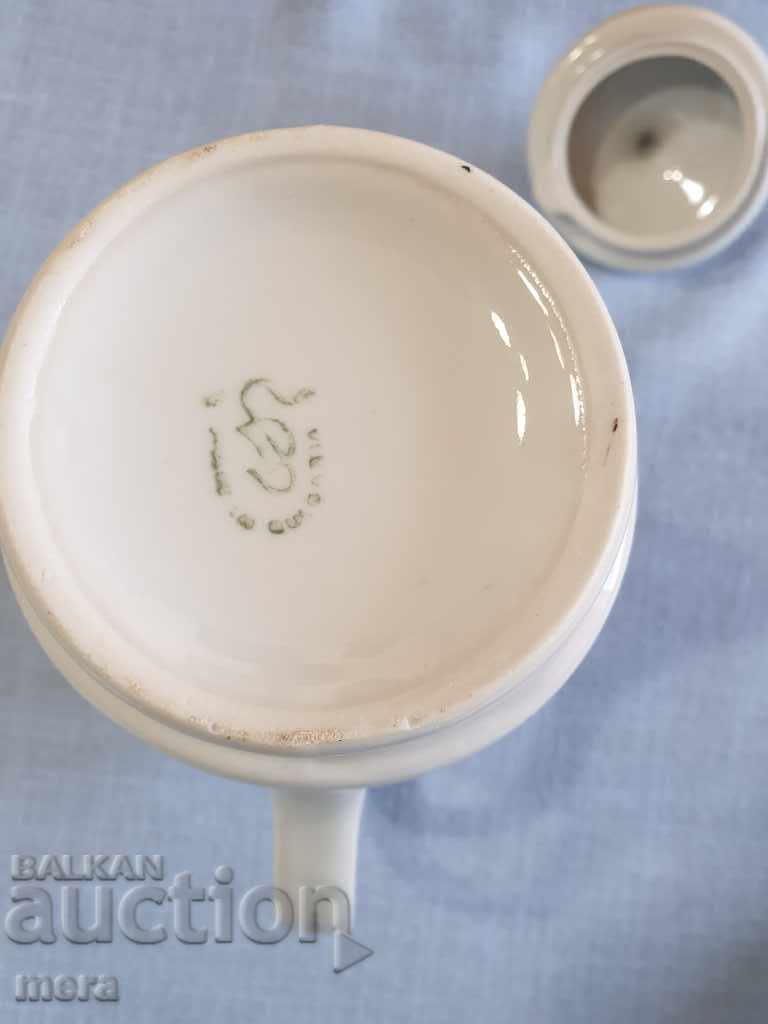 Delivery of Porcelain jug-Dyanko Stefanov-Razgrad Delivery of Porcelain jug-Dyanko Stefanov-Razgrad