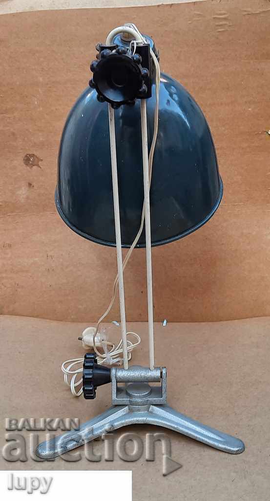 Auction OLD ELECTRIC LAMP WORKING. Auction OLD ELECTRIC LAMP WORKING.