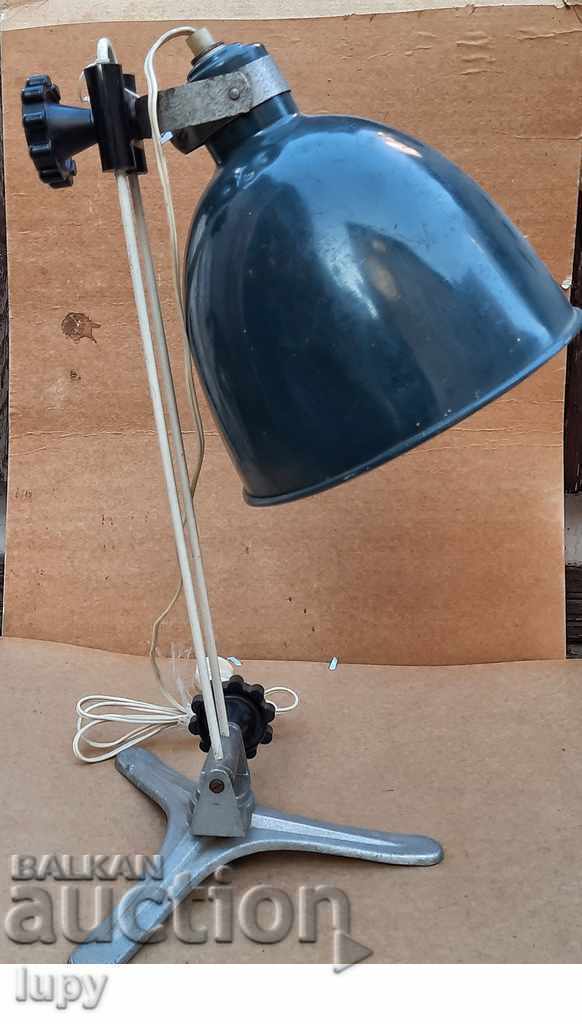 OLD ELECTRIC LAMP WORKING.