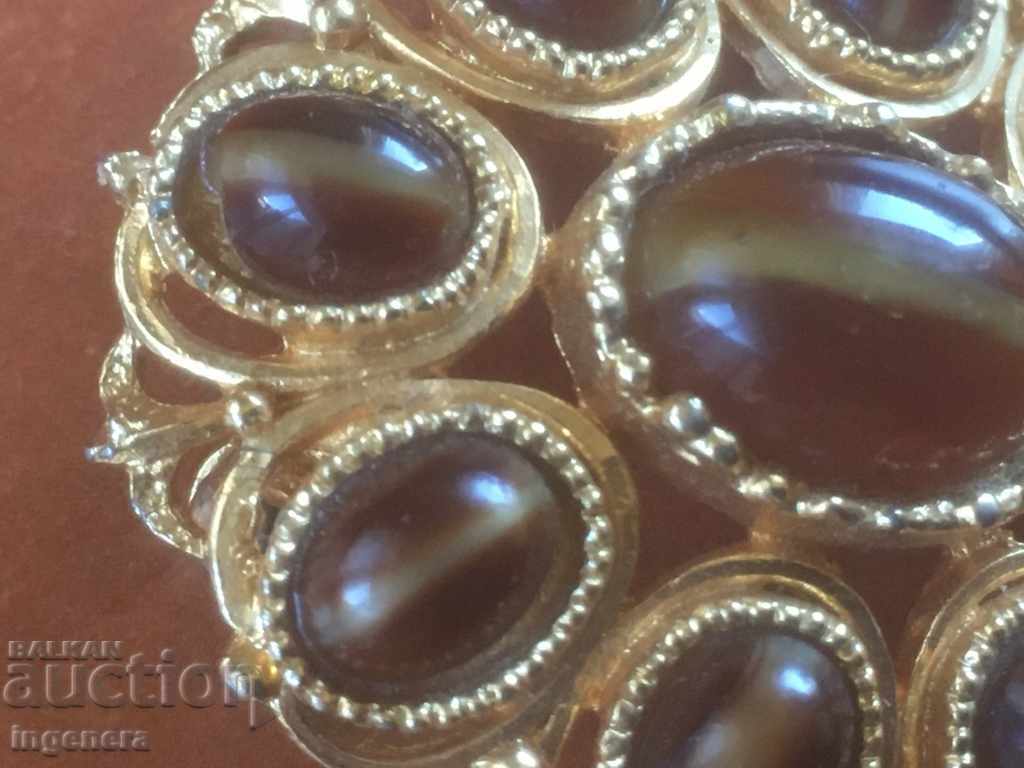 Παράδοση ΜΕΤΑΛΛΙΚΕΣ ΠΕΤΡΕΣ ΚΑΡΦΟΥΛΑ Παράδοση ΜΕΤΑΛΛΙΚΕΣ ΠΕΤΡΕΣ ΚΑΡΦΟΥΛΑ