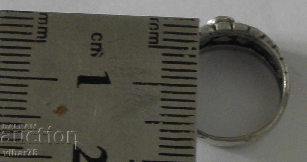 Auction SMALL SILVER RING Auction SMALL SILVER RING