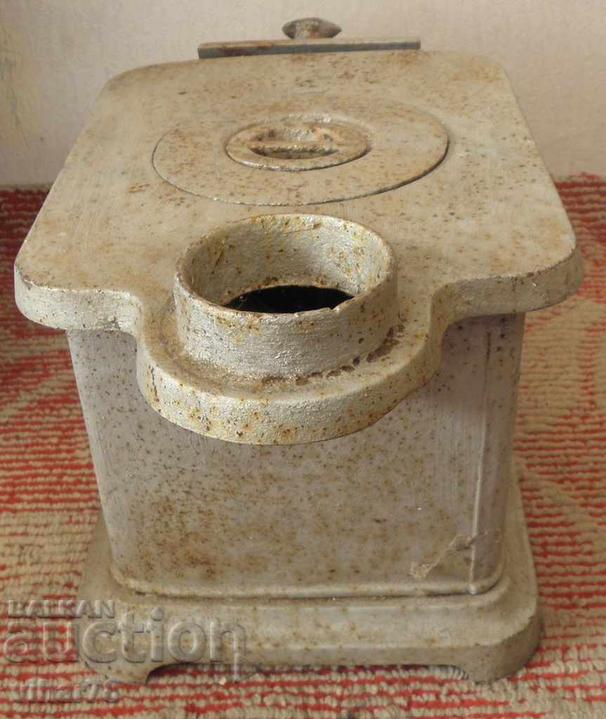Small old Bulgarian stove - 5 Small old Bulgarian stove - 5
