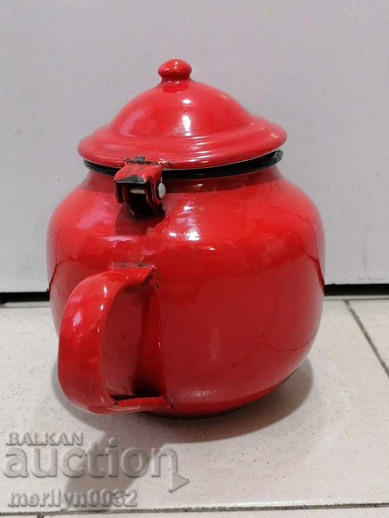 Παράδοση Παλιά εμαγιέ σκάφος βραστήρα βραστήρα κατσαρόλα με σμάλτο Παράδοση Παλιά εμαγιέ σκάφος βραστήρα βραστήρα κατσαρόλα με σμάλτο