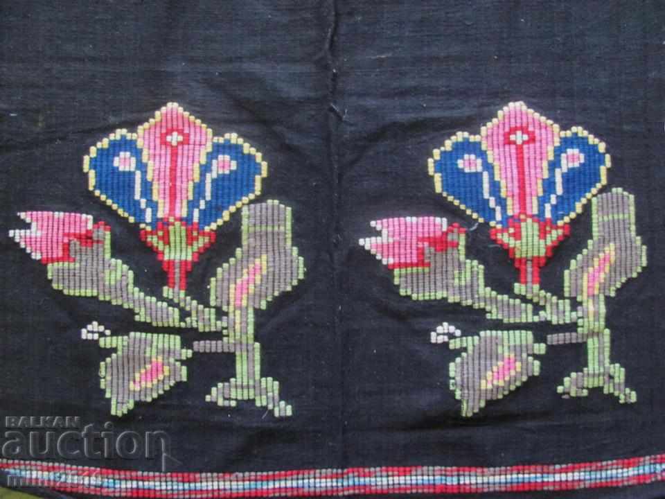 Folk Art Women's Costume Apron with price 28.00 BGN | € 14.32 Folk Art Women's Costume Apron with price 28.00 BGN | € 14.32