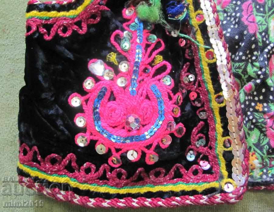 19th century Folk Art Children's Velvet Vest - 6 19th century Folk Art Children's Velvet Vest - 6