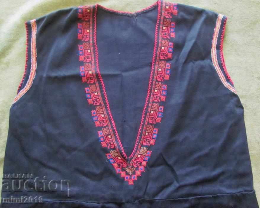 19th Century Folk Art Women's Costume Litak Hand Embroidery - 6