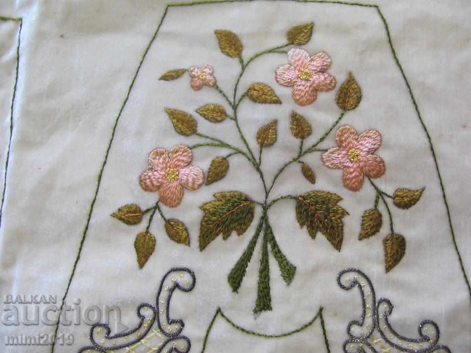 19th Century Folk Art Motifs Hand Embroidery for Slippers - 5 19th Century Folk Art Motifs Hand Embroidery for Slippers - 5