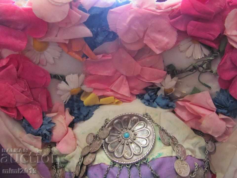 Λαϊκή Τέχνη Παλιά Κεφαλή Διακόσμηση, Κεφαλή λουλουδιών με τιμή 175.00 BGN | € 89.48 Λαϊκή Τέχνη Παλιά Κεφαλή Διακόσμηση, Κεφαλή λουλουδιών με τιμή 175.00 BGN | € 89.48