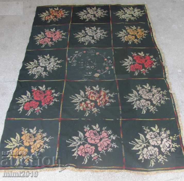 Auction 1914 Handmade Monogram Bed Cover Auction 1914 Handmade Monogram Bed Cover