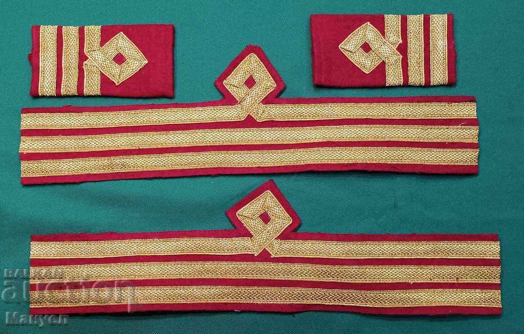 I am selling epaulets and a patch of fleet.