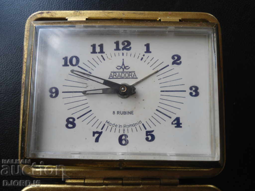 Παλιό ρουμανικό ρολόι "ARADORA" με τιμή 10.00 BGN | € 5.11
